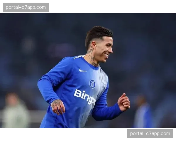 切尔西四连败暴露更衣室危机，恩佐公开质疑战术加剧内部动荡